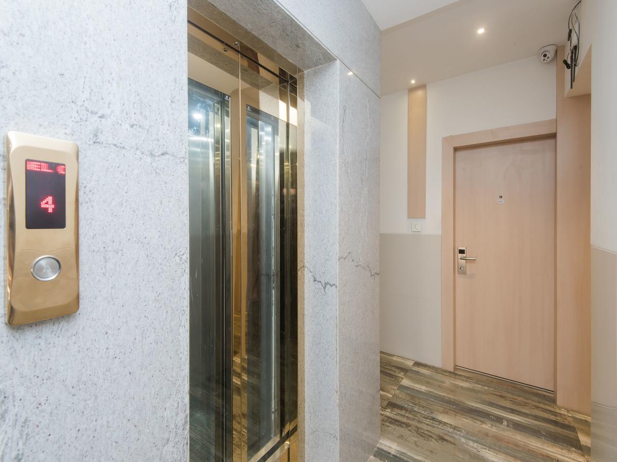 Oyo 13089 Hotel Gold Crest Navi Mumbai Exterior photo